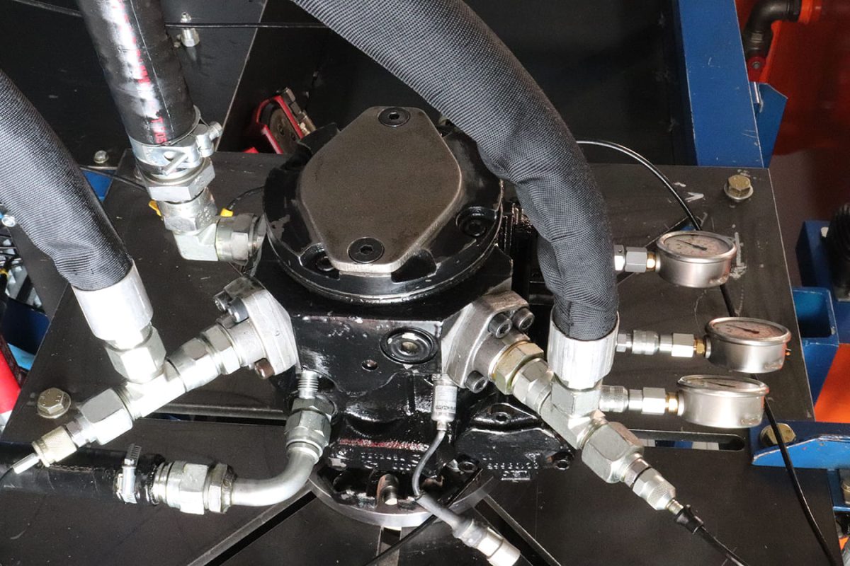 Réalisation notre savoir faire réparation hydraulique pompes moteurs HydroSR la-Roche-sur-Yon